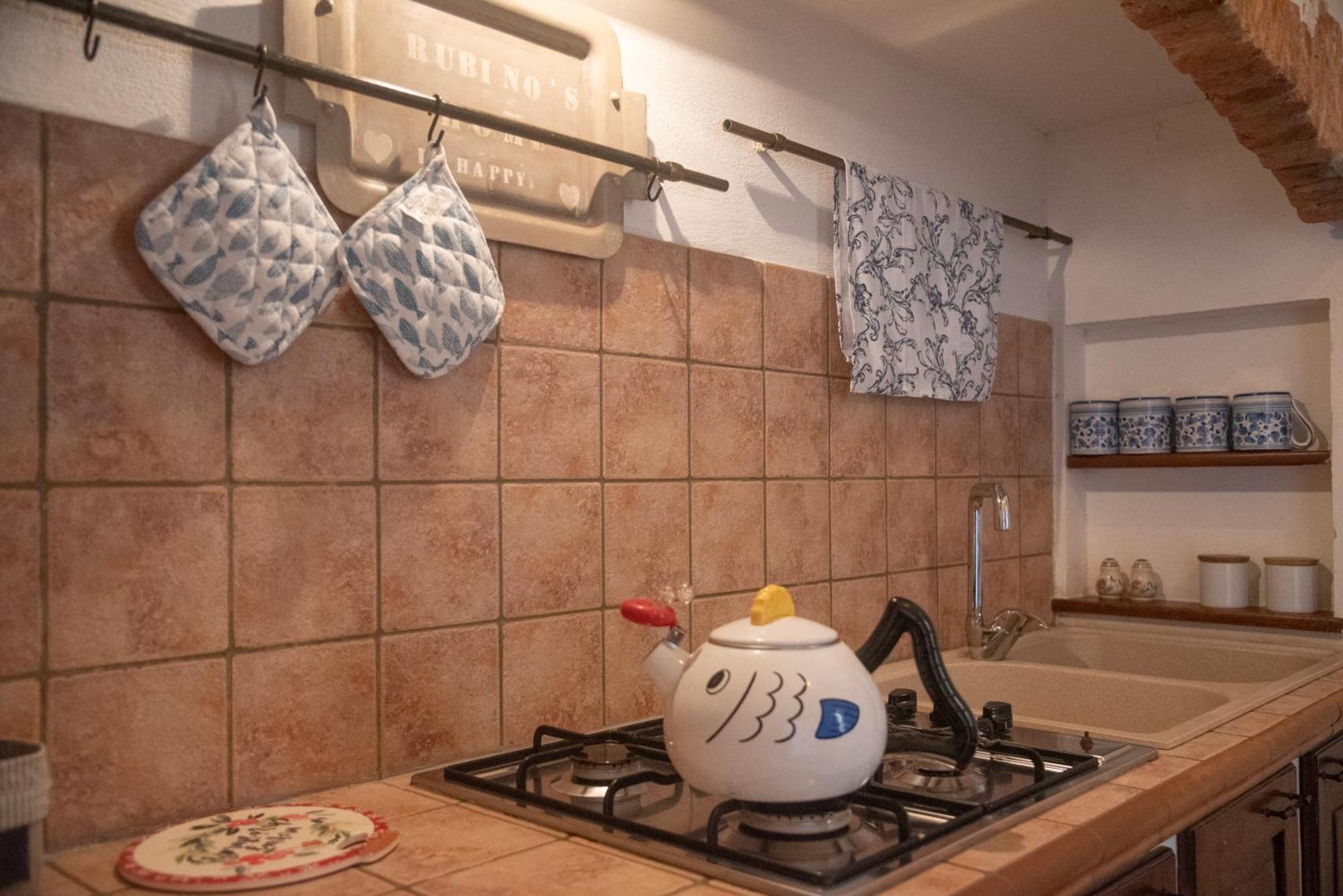 Casa Vacanza Donna Rosalia Geata Exterior foto